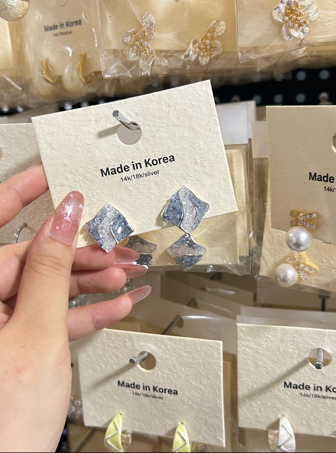 Korean-style affordable luxury 14K/18K gold and silver jewelry; direct supply from the source factory; color-retaining and fade-resistant; beautifully gift-boxed. - Image 3